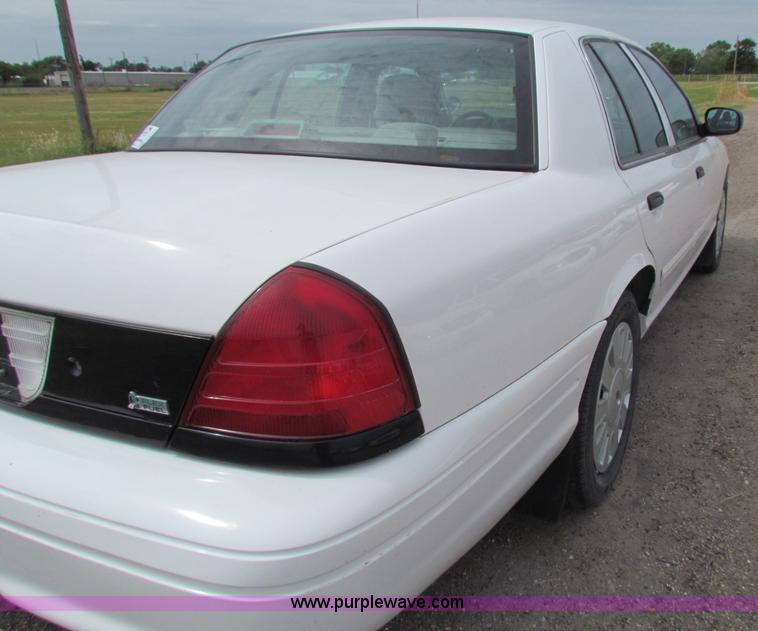 image for item G4141 2009 Ford Crown Victoria Police Interceptor