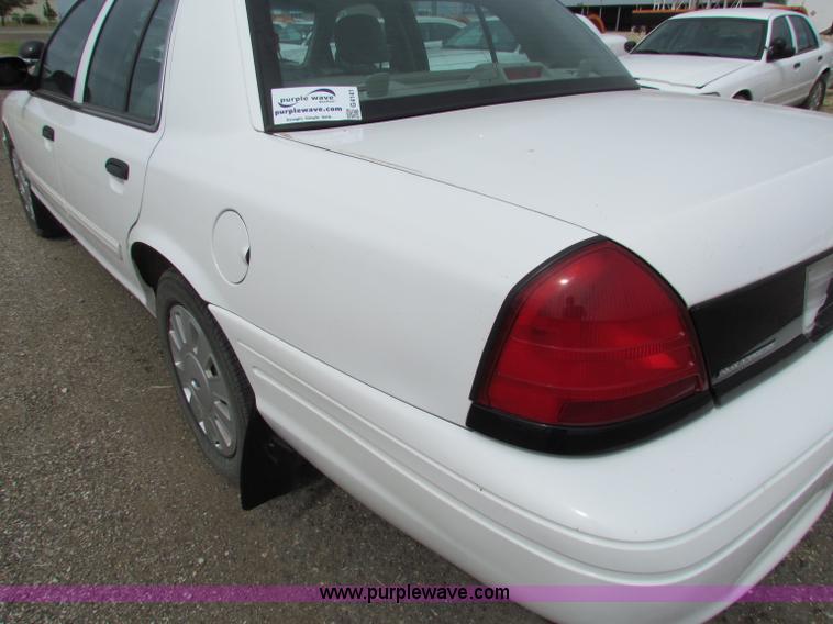 image for item G4141 2009 Ford Crown Victoria Police Interceptor