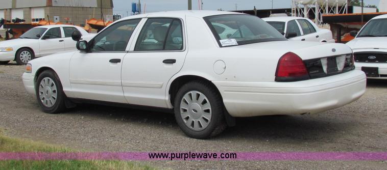 image for item G4142 2009 Ford Crown Victoria Police Interceptor