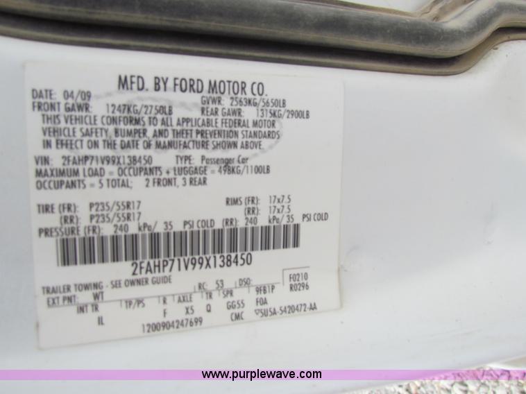 image for item G4142 2009 Ford Crown Victoria Police Interceptor