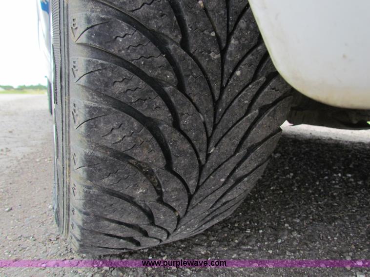 image for item G4143 2005 Ford Crown Victoria Police Interceptor