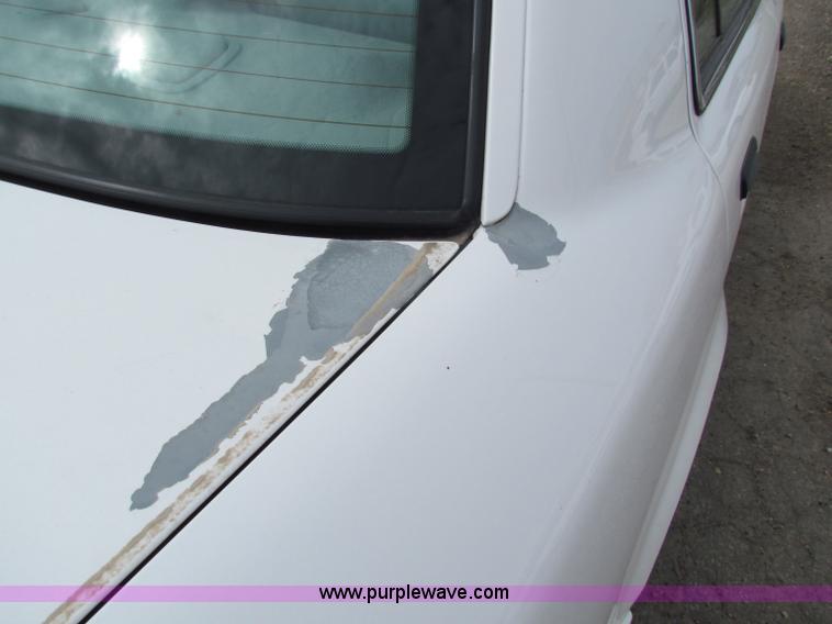 image for item G4143 2005 Ford Crown Victoria Police Interceptor