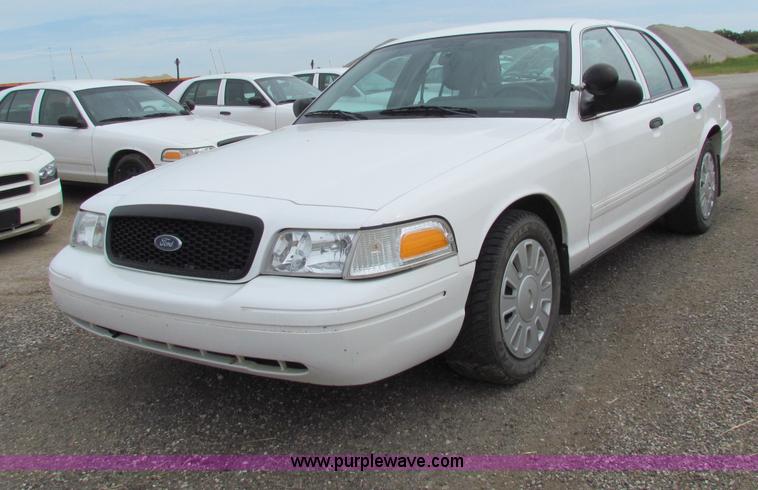 image for item G4144 2009 Ford Crown Victoria Police Interceptor