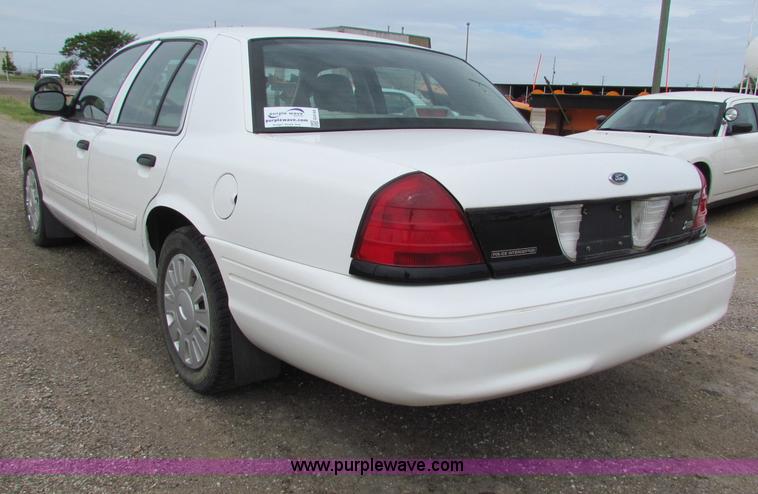 image for item G4144 2009 Ford Crown Victoria Police Interceptor