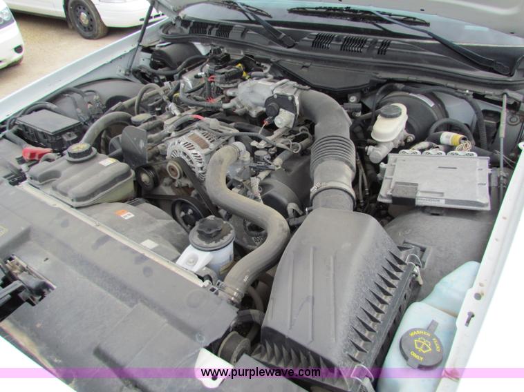 image for item G4144 2009 Ford Crown Victoria Police Interceptor