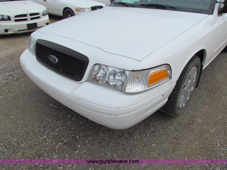 image for item G4144 2009 Ford Crown Victoria Police Interceptor