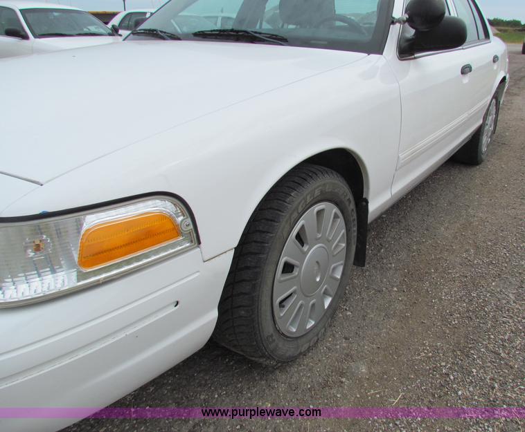 image for item G4144 2009 Ford Crown Victoria Police Interceptor