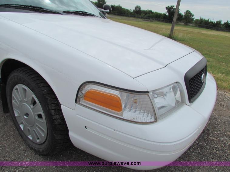 image for item G4144 2009 Ford Crown Victoria Police Interceptor