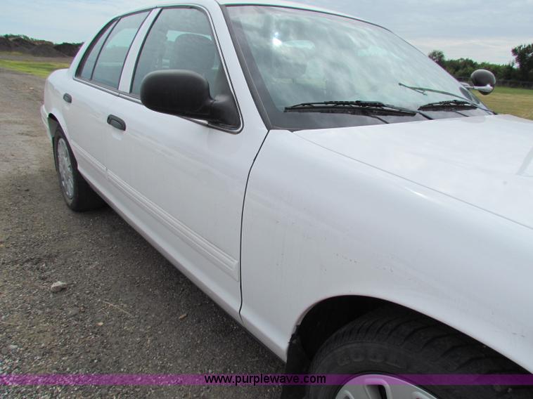 image for item G4144 2009 Ford Crown Victoria Police Interceptor