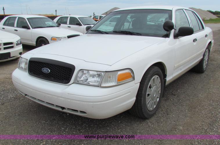 image for item G4145 2009 Ford Crown Victoria Police Interceptor
