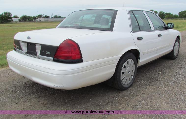 image for item G4145 2009 Ford Crown Victoria Police Interceptor