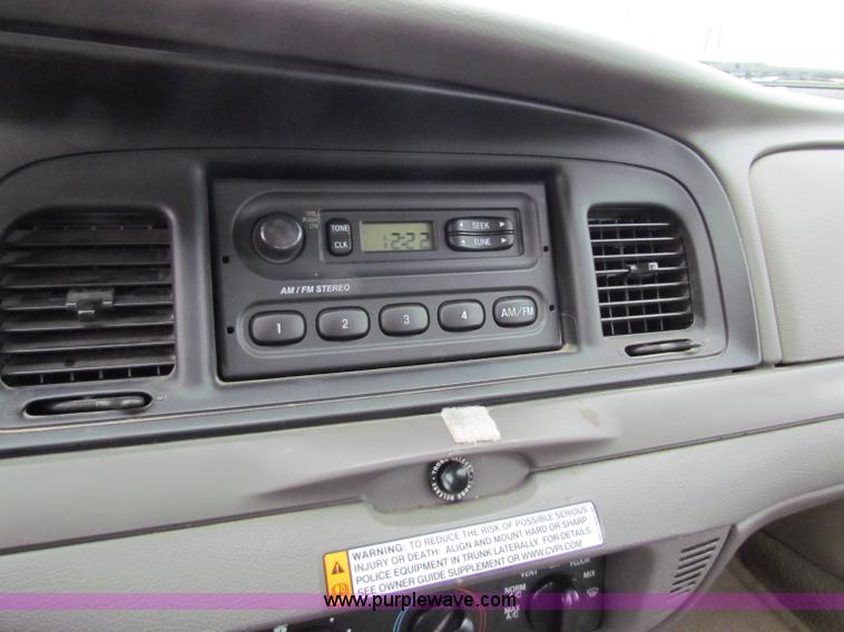 image for item G4145 2009 Ford Crown Victoria Police Interceptor