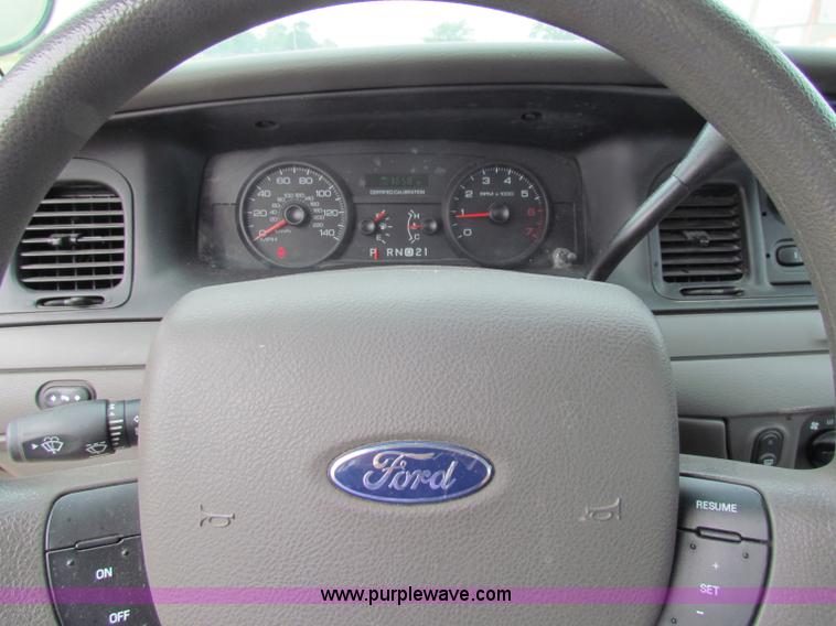 image for item G4145 2009 Ford Crown Victoria Police Interceptor
