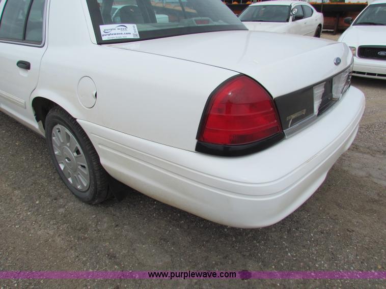 image for item G4145 2009 Ford Crown Victoria Police Interceptor