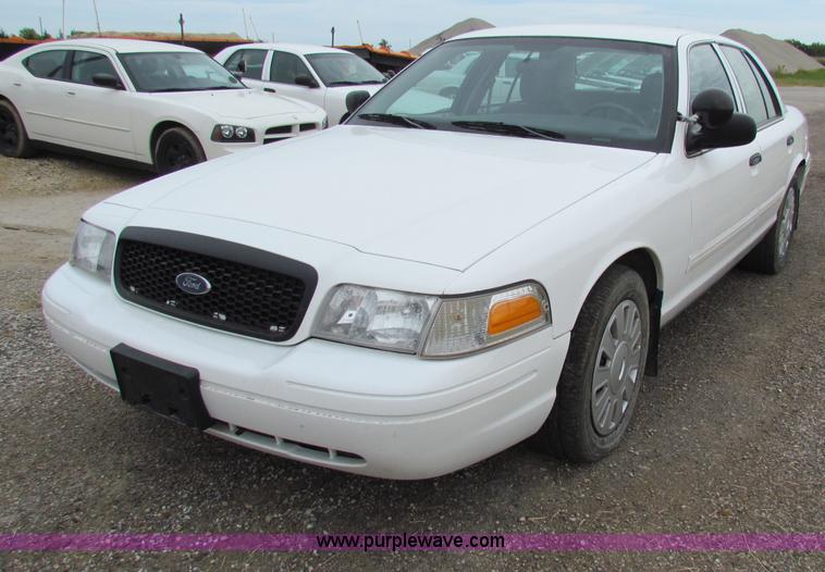 image for item G4146 2009 Ford Crown Victoria Police Interceptor