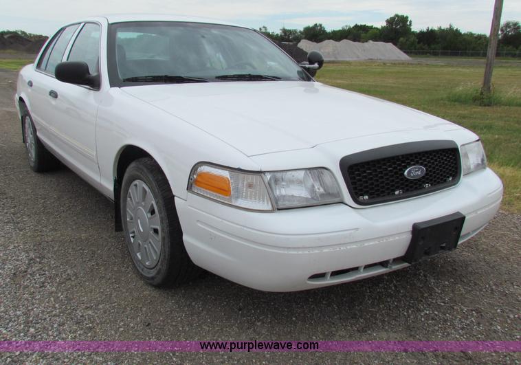 image for item G4146 2009 Ford Crown Victoria Police Interceptor
