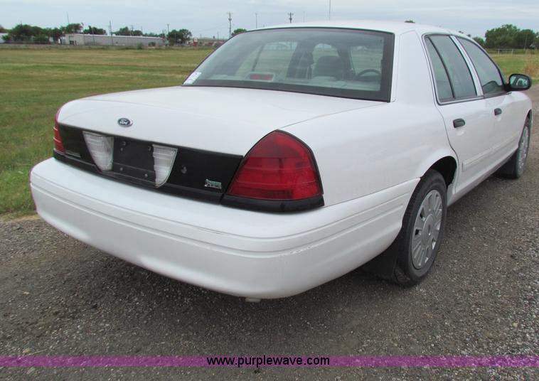 image for item G4146 2009 Ford Crown Victoria Police Interceptor