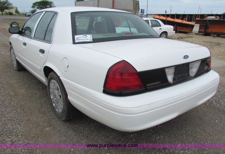 image for item G4146 2009 Ford Crown Victoria Police Interceptor