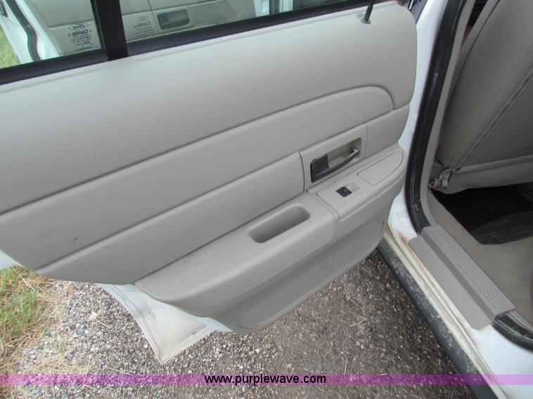 image for item G4146 2009 Ford Crown Victoria Police Interceptor