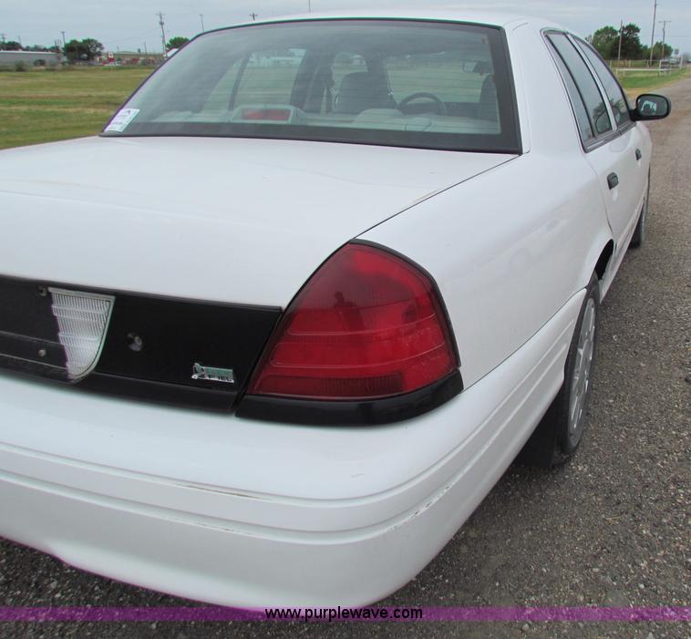 image for item G4146 2009 Ford Crown Victoria Police Interceptor