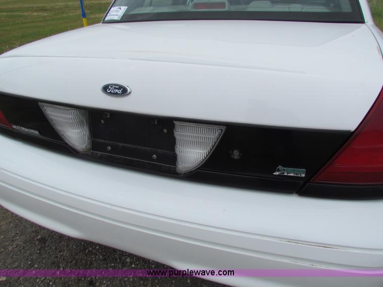 image for item G4146 2009 Ford Crown Victoria Police Interceptor