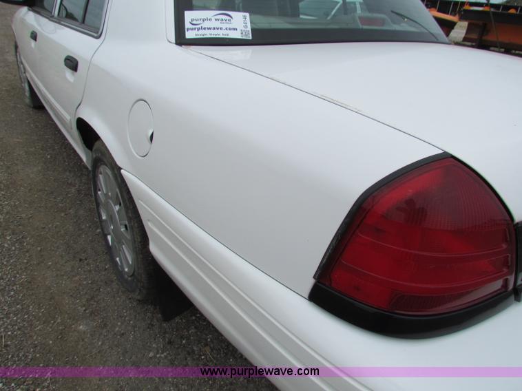 image for item G4146 2009 Ford Crown Victoria Police Interceptor