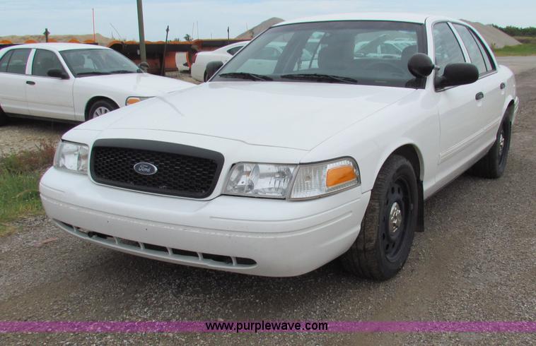image for item G4147 2009 Ford Crown Victoria Police Interceptor