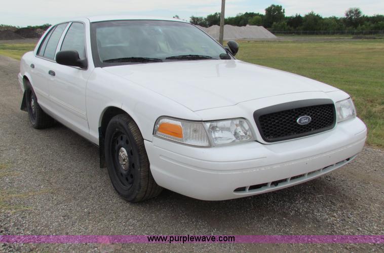 image for item G4147 2009 Ford Crown Victoria Police Interceptor