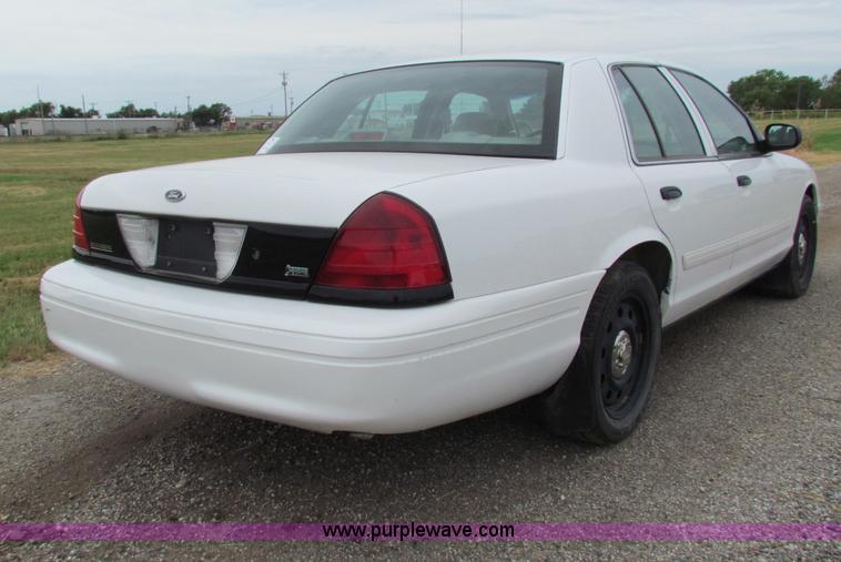 image for item G4147 2009 Ford Crown Victoria Police Interceptor