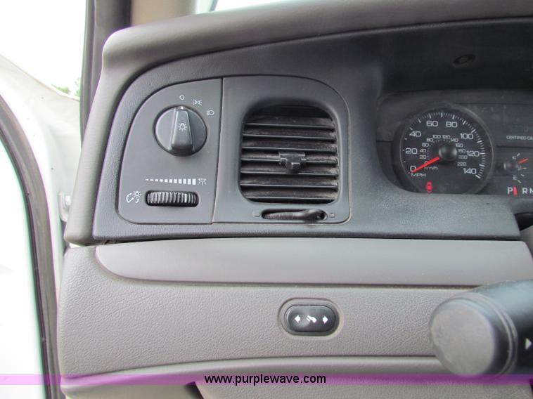 image for item G4147 2009 Ford Crown Victoria Police Interceptor