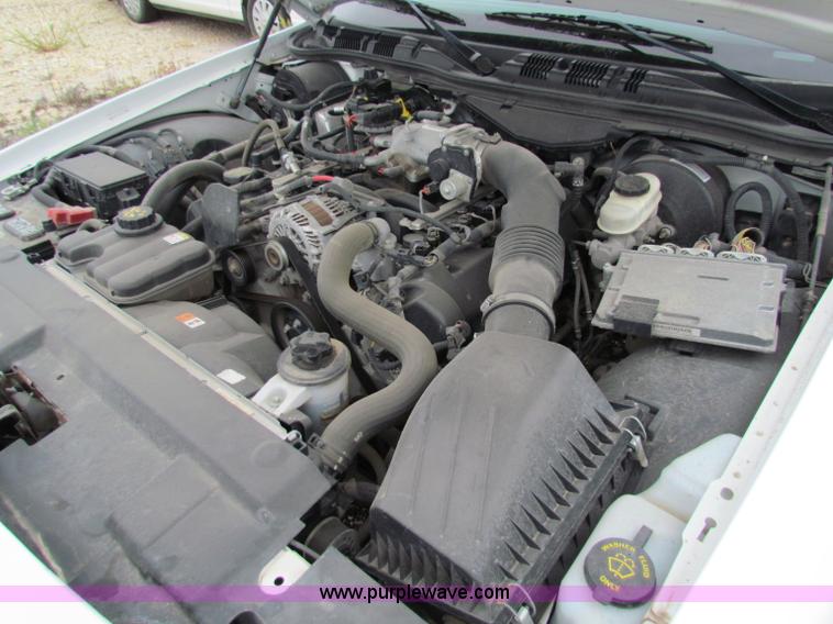 image for item G4147 2009 Ford Crown Victoria Police Interceptor
