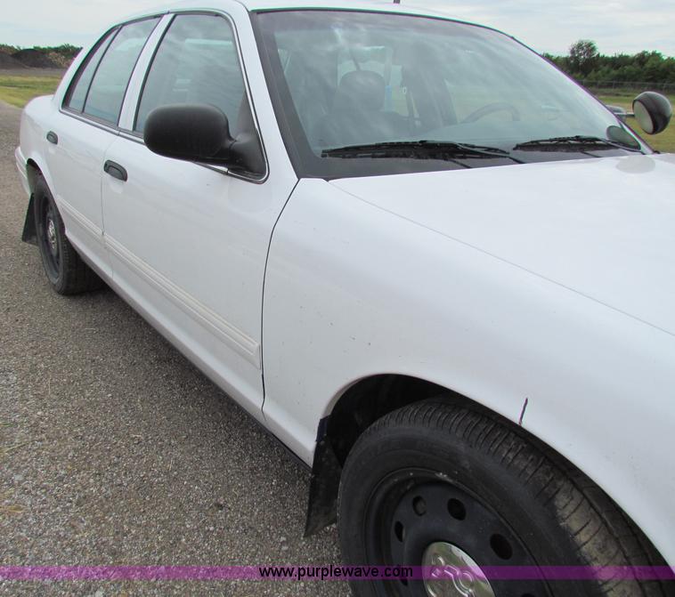 image for item G4147 2009 Ford Crown Victoria Police Interceptor