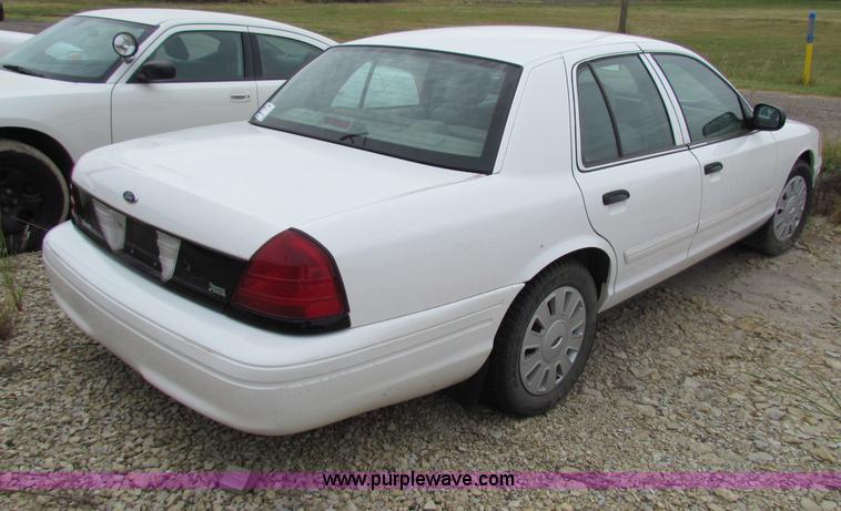 image for item G4149 2009 Ford Crown Victoria Police Interceptor
