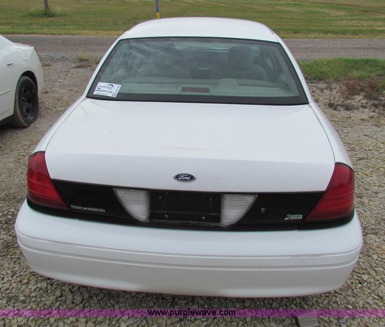 image for item G4149 2009 Ford Crown Victoria Police Interceptor