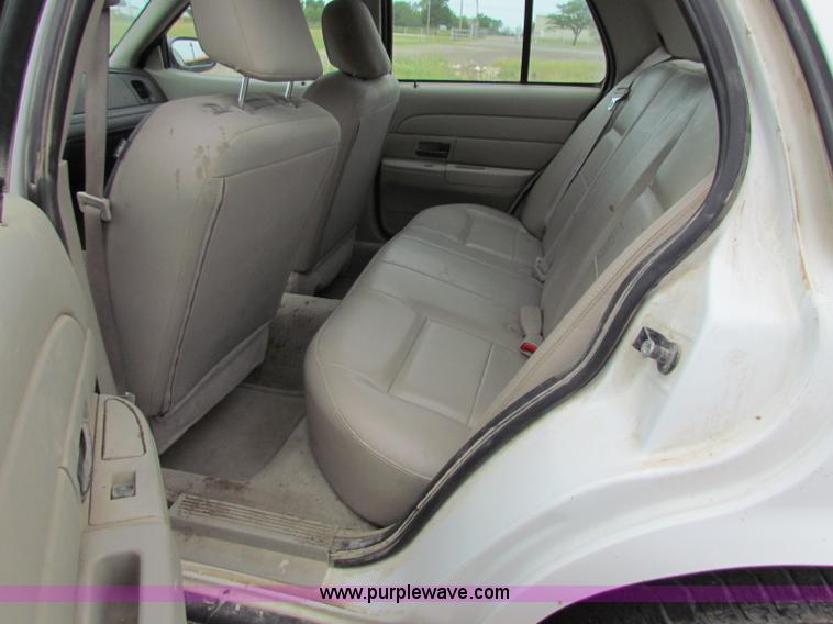 image for item G4149 2009 Ford Crown Victoria Police Interceptor