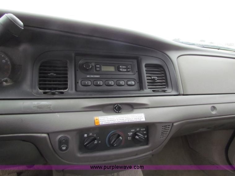 image for item G4149 2009 Ford Crown Victoria Police Interceptor