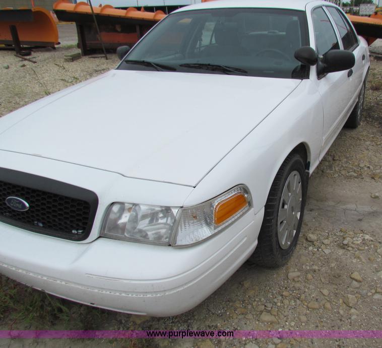 image for item G4149 2009 Ford Crown Victoria Police Interceptor