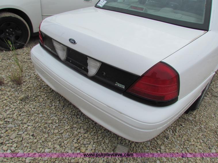 image for item G4149 2009 Ford Crown Victoria Police Interceptor