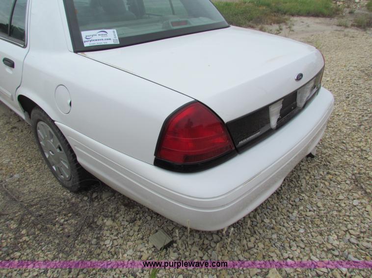 image for item G4149 2009 Ford Crown Victoria Police Interceptor