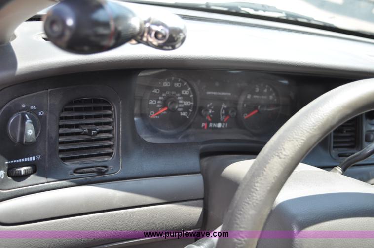 image for item G6061 2007 Ford Crown Victoria Police Interceptor