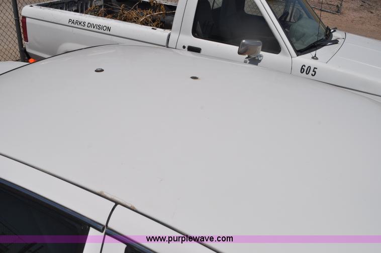 image for item G6061 2007 Ford Crown Victoria Police Interceptor