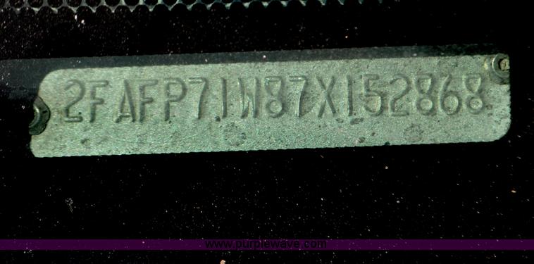 image for item G6061 2007 Ford Crown Victoria Police Interceptor