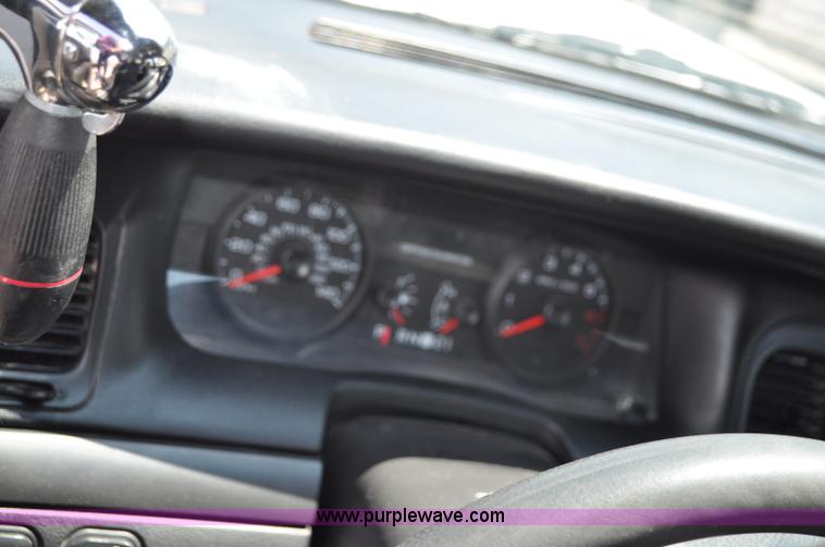 image for item G6062 2009 Ford Crown Victoria Police Interceptor