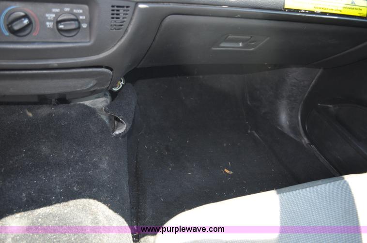 image for item G6062 2009 Ford Crown Victoria Police Interceptor