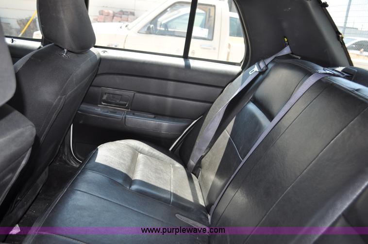 image for item G6062 2009 Ford Crown Victoria Police Interceptor