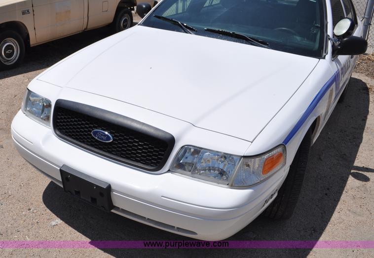 image for item G6062 2009 Ford Crown Victoria Police Interceptor