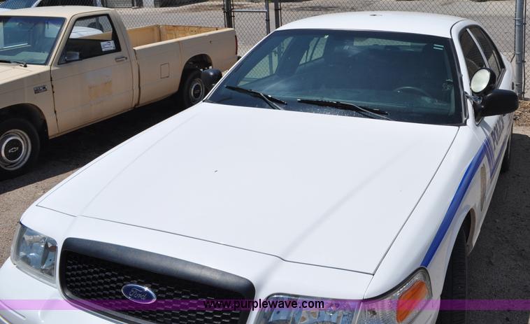 image for item G6062 2009 Ford Crown Victoria Police Interceptor