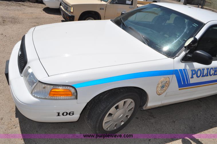 image for item G6062 2009 Ford Crown Victoria Police Interceptor