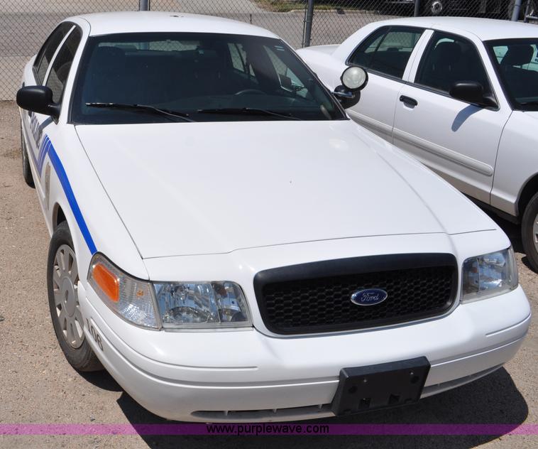 image for item G6062 2009 Ford Crown Victoria Police Interceptor