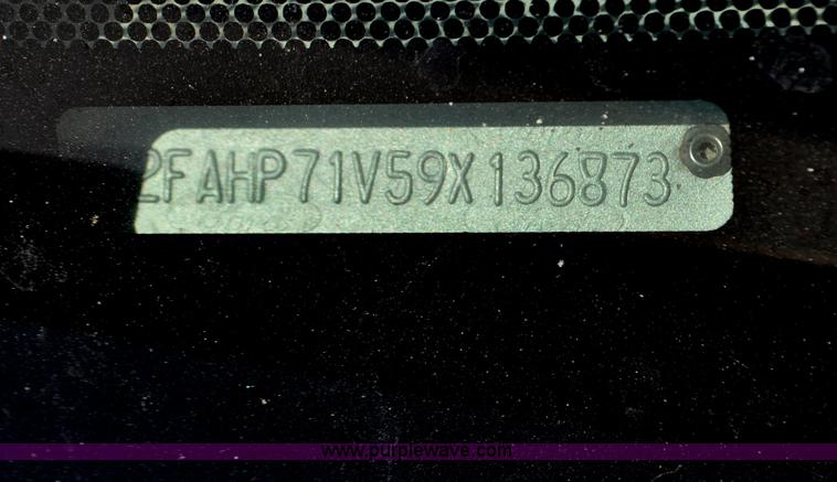 image for item G6062 2009 Ford Crown Victoria Police Interceptor